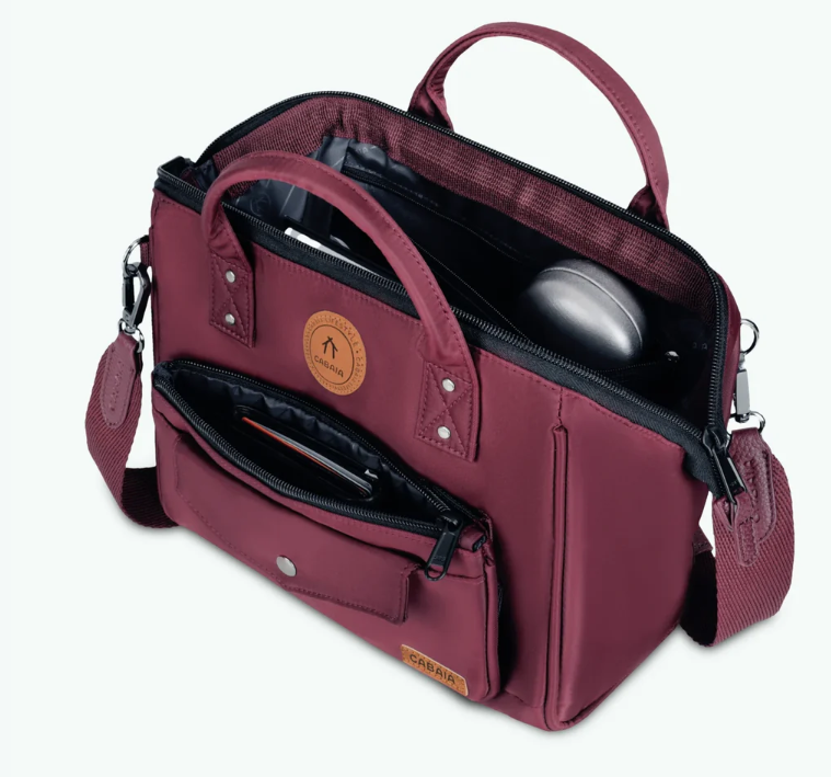 Crossbody Adventurer Medium Davao