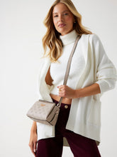 Charger l&#39;image dans la galerie, Mini sac à bandoulière Phoebe 4G logo pivoine