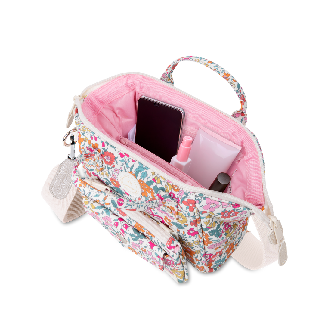 Crossbody Adventurer Small Emma and Amelia