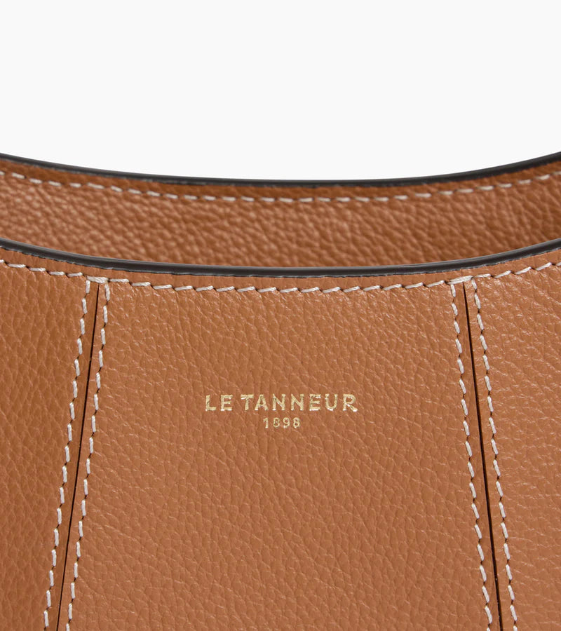 Petit sac demi-lune Juliette en cuir grainé