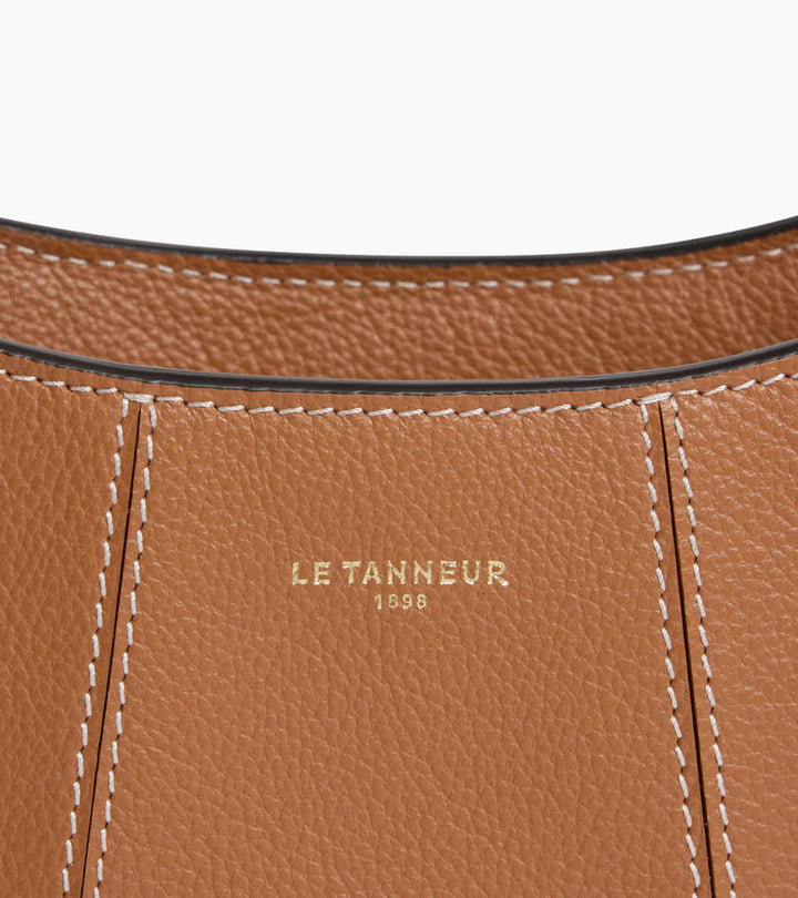 Petit sac demi-lune Juliette en cuir grainé