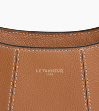 Charger l&#39;image dans la galerie, Petit sac demi-lune Juliette en cuir grainé